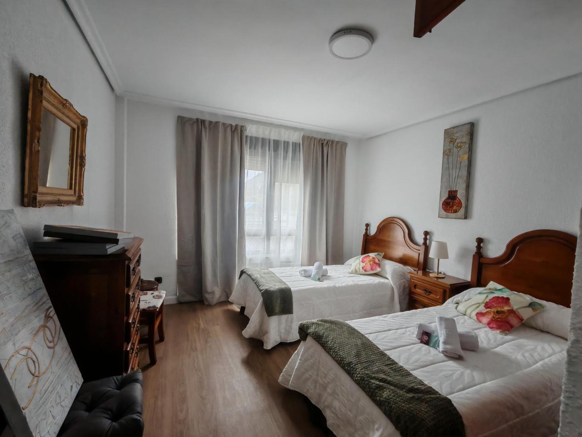Hotel El Coterin Apartamentos Y Habitaciones Аренас-де-Кабралес Экстерьер фото